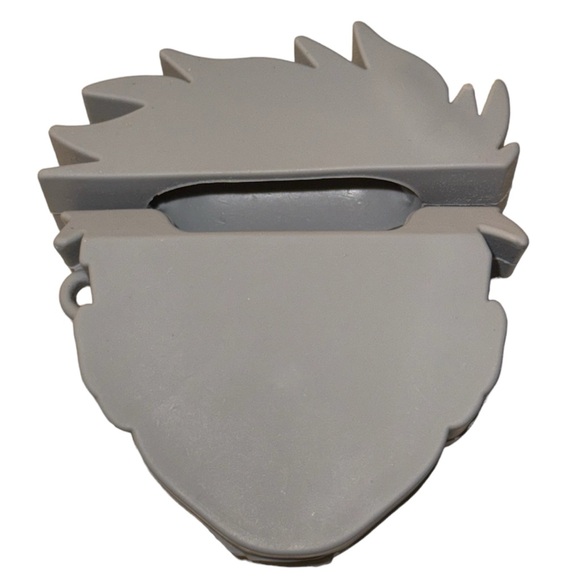 Kakashi AirPods 1 & 2 Case - Picture 2 of 2